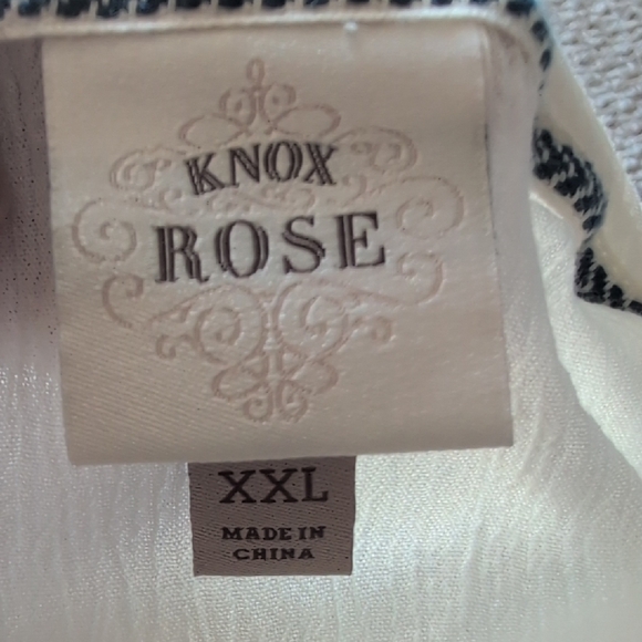 Knox Rose Floral Embroidered Women's Top - Picture 6 of 7
